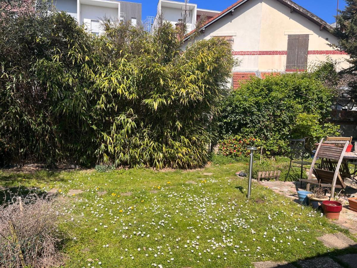 A Room And Garden Close To Paris 비트리쉬르센 외부 사진