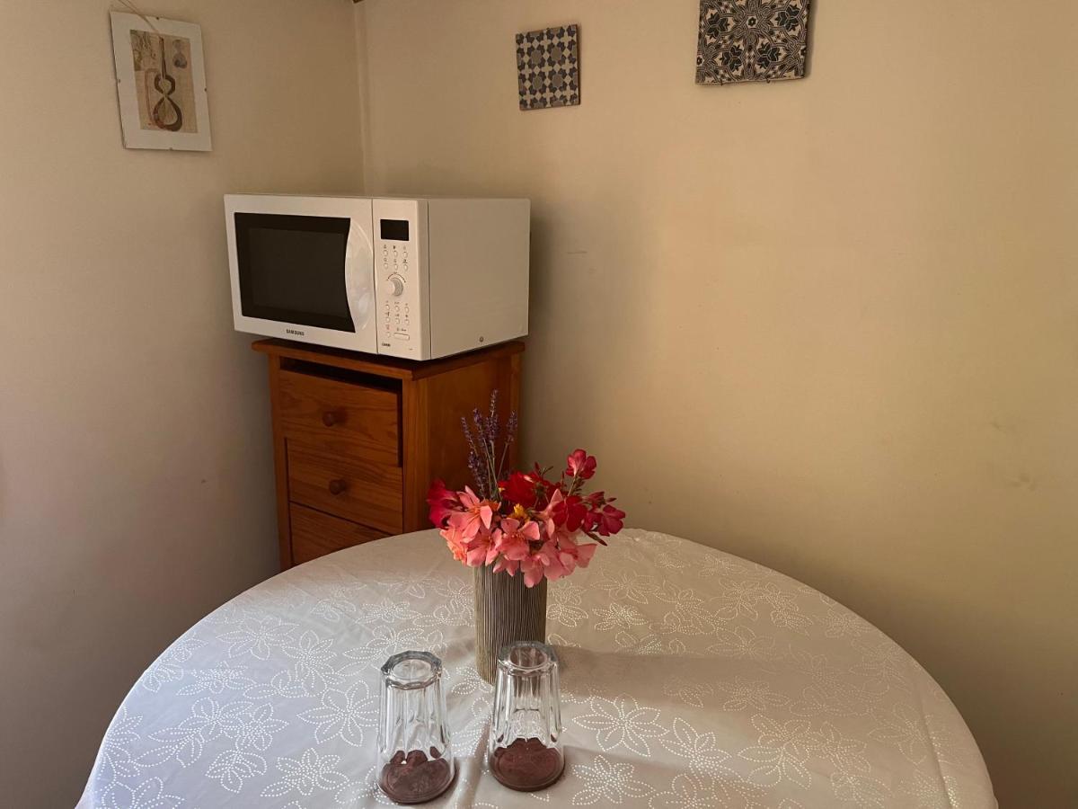 A Room And Garden Close To Paris 비트리쉬르센 외부 사진